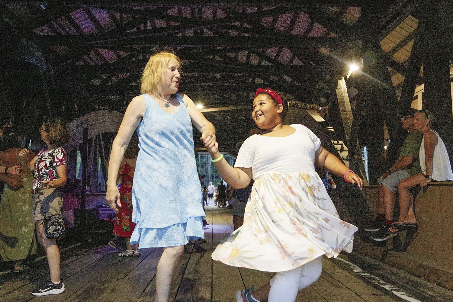08-06-22 Bridge Dance spinning medium